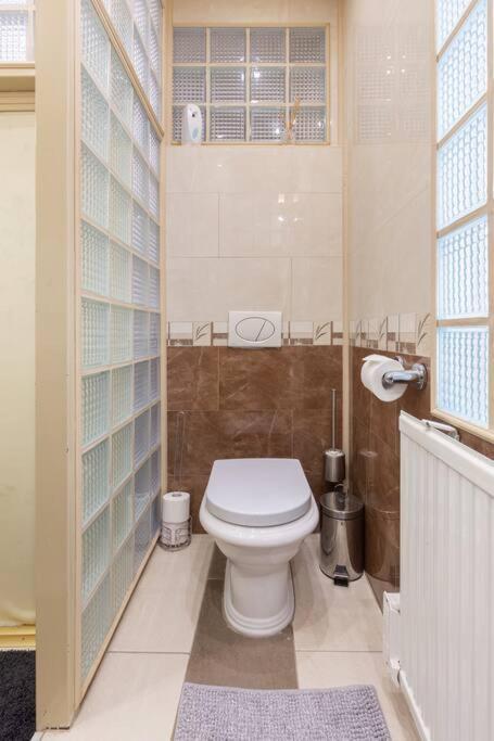 Stylish Central Budapest Apartment Екстериор снимка